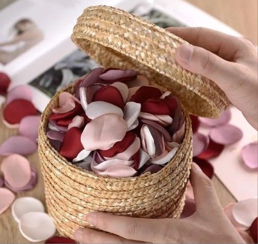 350 Mixed Red/Blush/White DivineLove Artificial Rose Petals, Valentine's Wedding