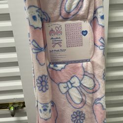Monchhichi Throw Blanket 