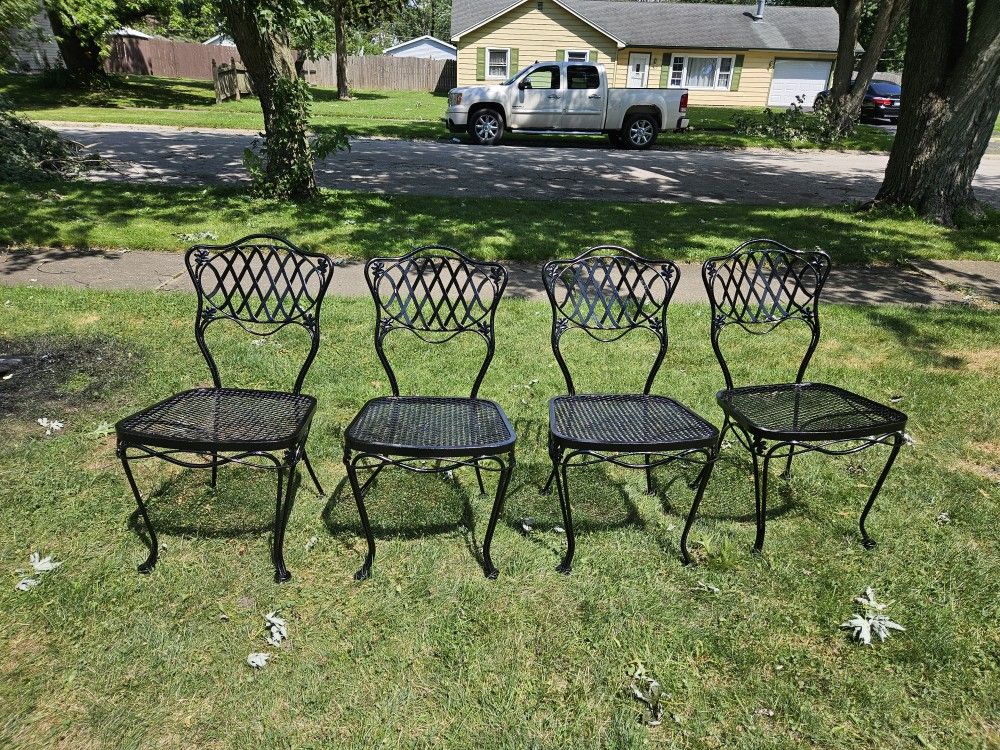 Refinished Set Of 4 Vintage Wrought Iron Patio Chairs By Woodard