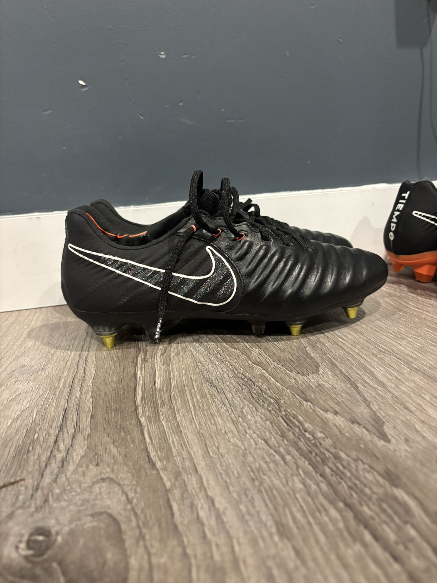 Nike Tiempo Metal Studs