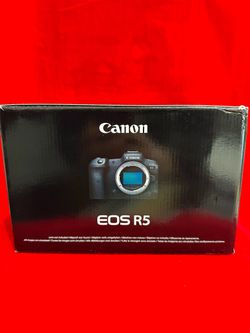 Canon EOS R5 Mirrorless Camera