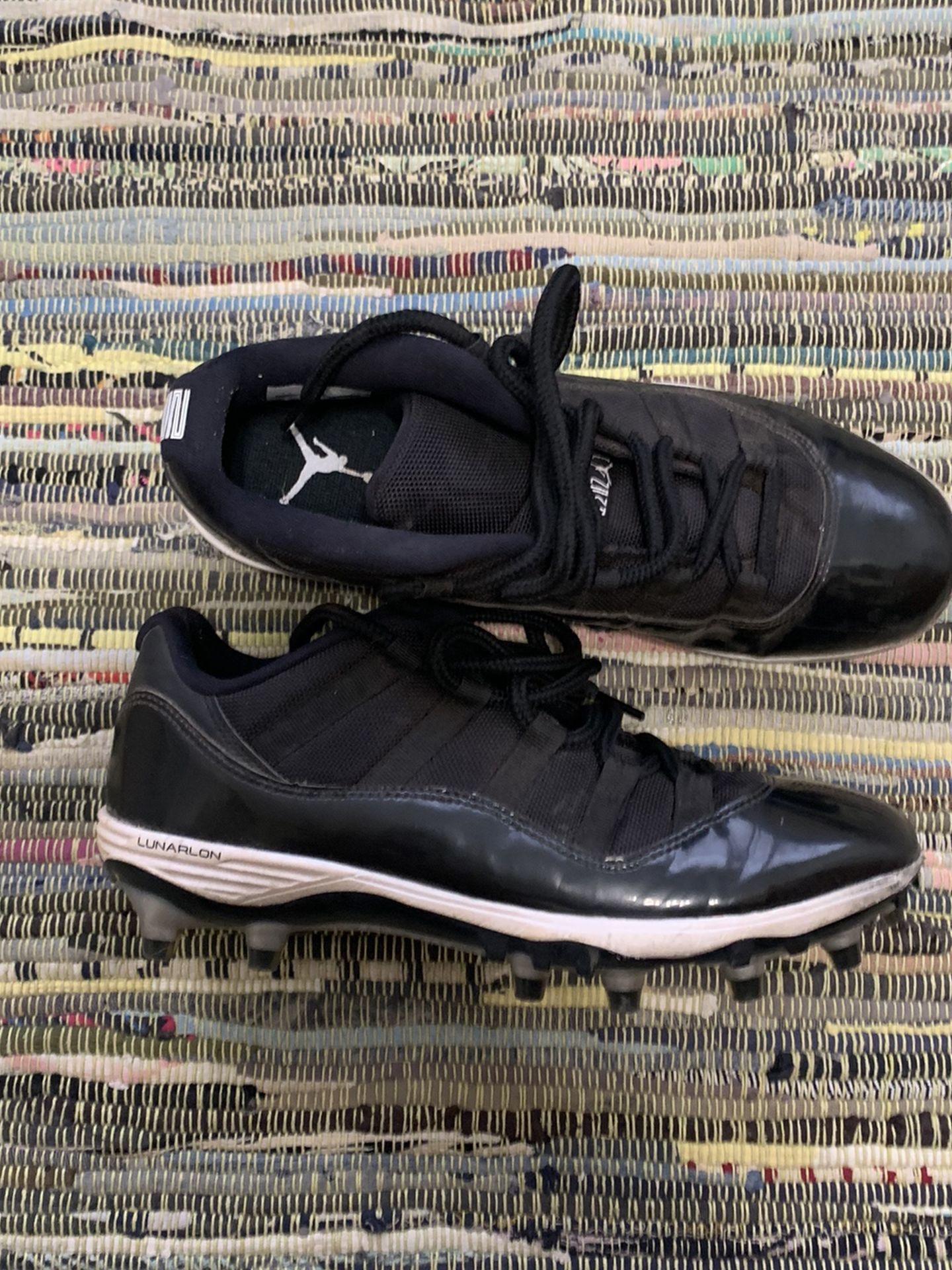 Jordan 11 Retro Low Football Cleats