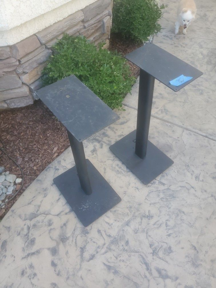 Fashionable Speaker Stands.