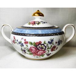 CENTENNIAL ROSE by Royal Doulton Covered Sugar Bowl NEW! NEVER USED made England