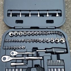 Husky 92 Pc. Socket Set 