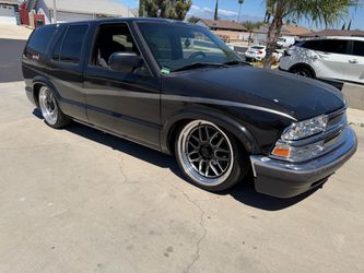 2000 Chevrolet Blazer Bagged