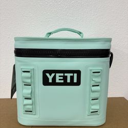 YETI Hopper Flop 8 Soft Cooler Color Seafoam
