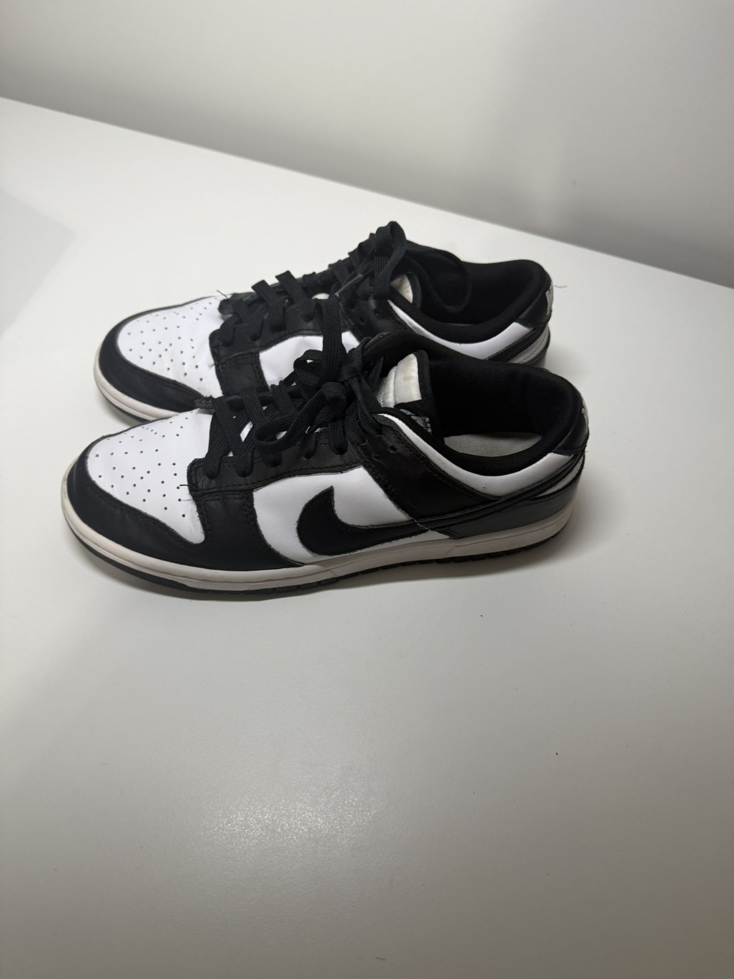Nike Dunk Low 8,5