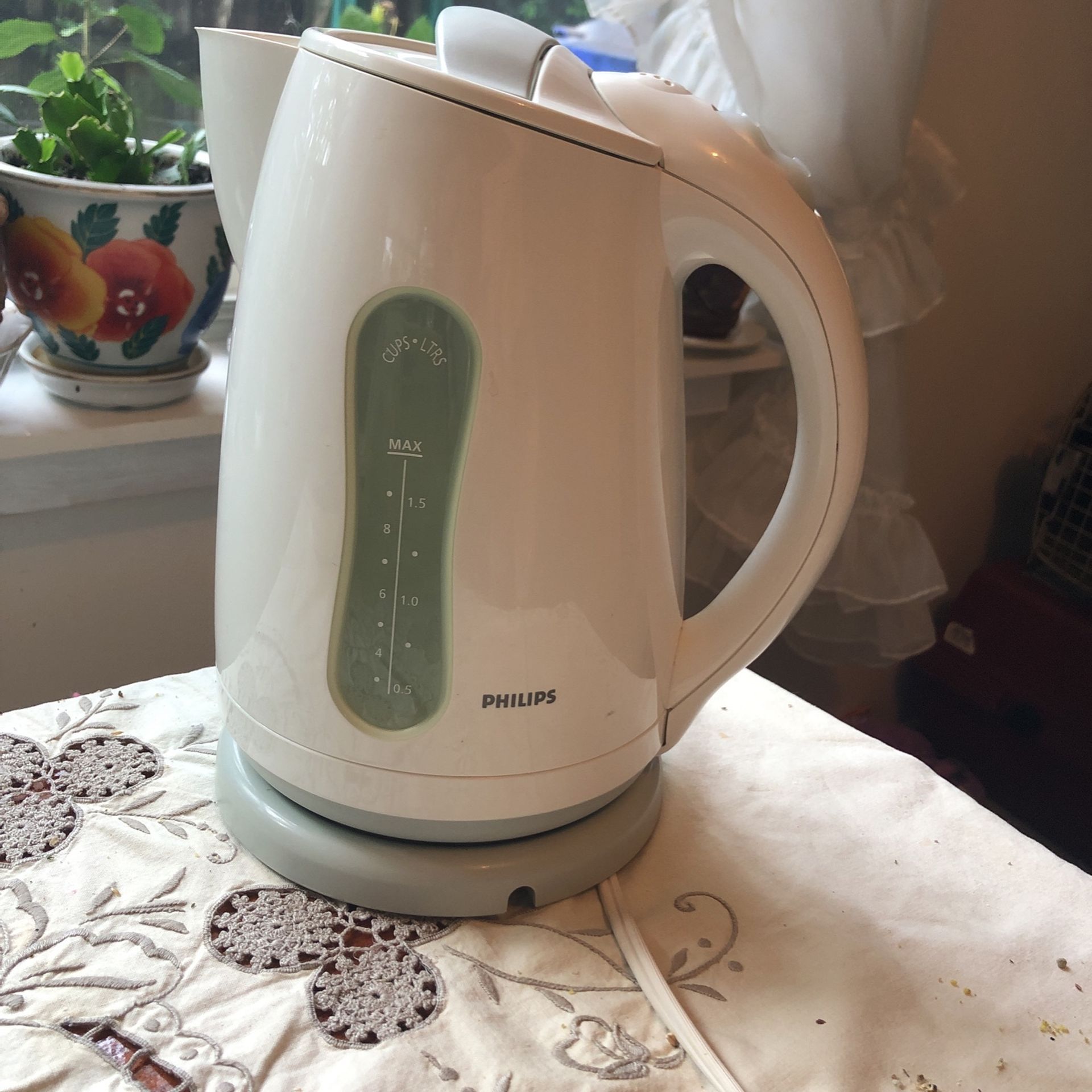Philips Water Kettle. HD 4651/C