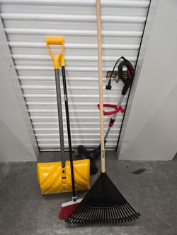 Yard Tool Package Deal – $20