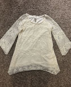 small vintage white longsleeve