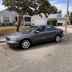 2004 Volvo S60 2.5T Good Daily Driver
