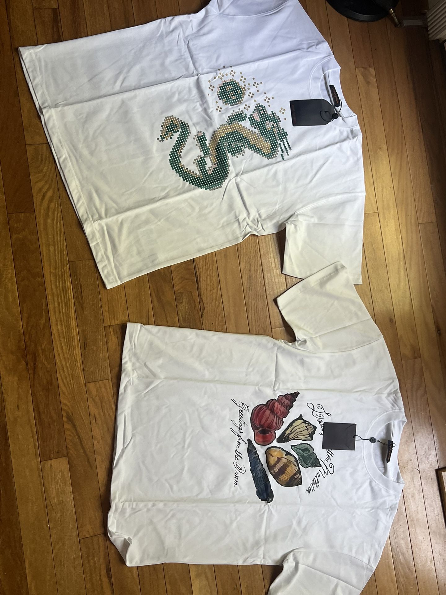 Louis Vuitton Tee (L)