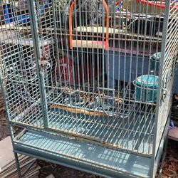 Large Parrot Cage Great Condition 