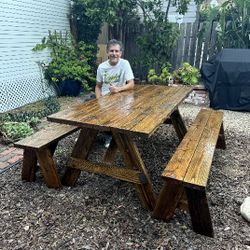 Classic Style Picnic Tables 