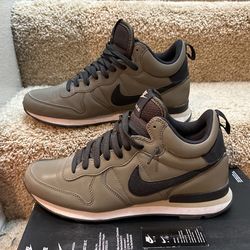 Nike Internationalist Mid