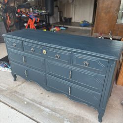 Solid Wood Dresser 
