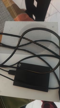 xbox one s with a external hard drive