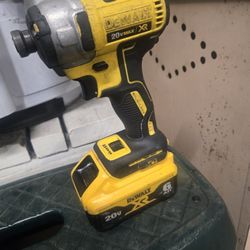 Dewalt Drill With Battery NO Flaws Works Perfect