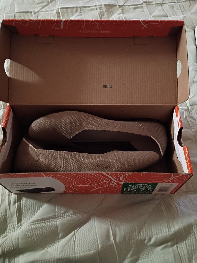 Women's Flats Size 8.5