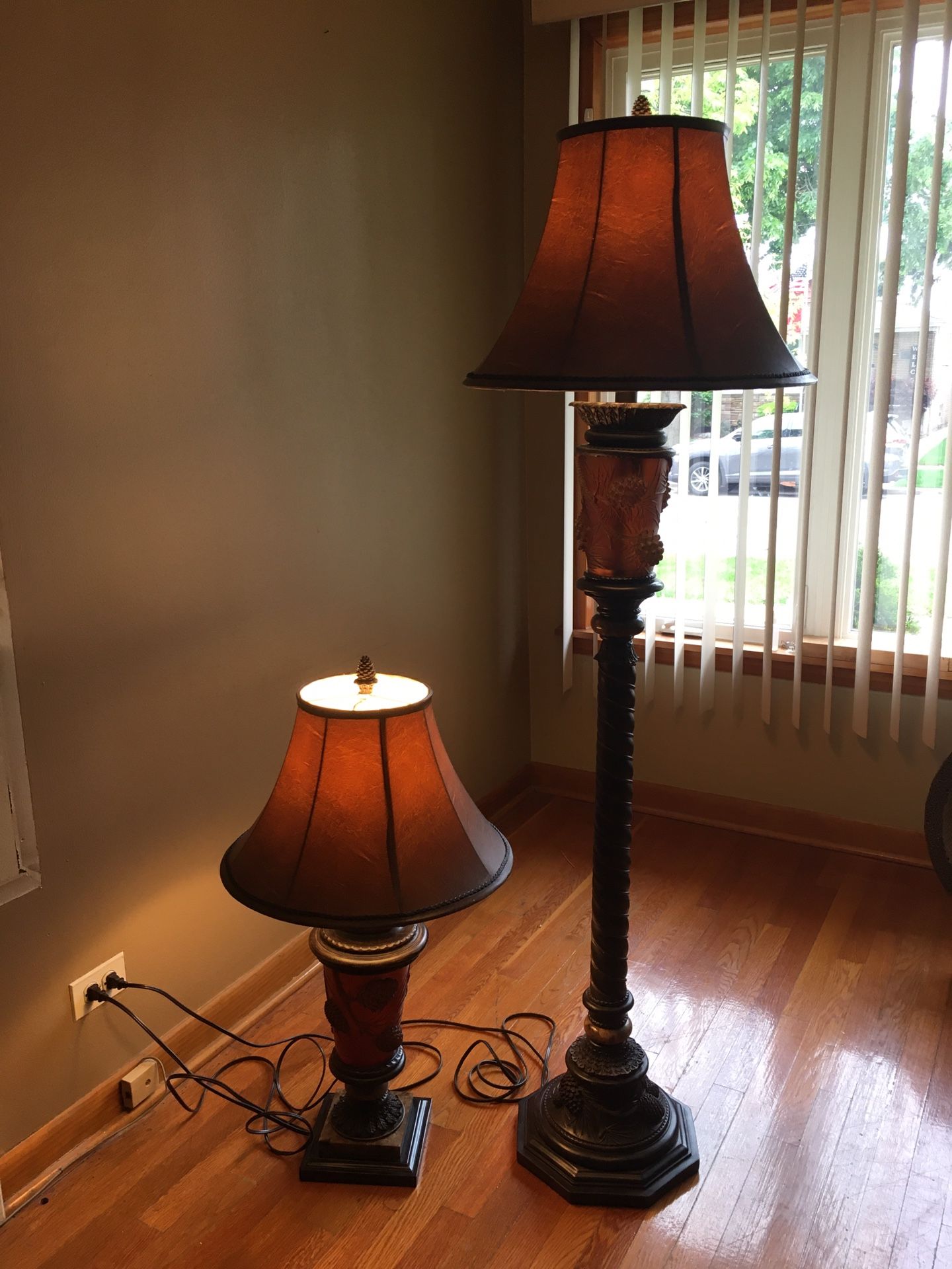 Antique pair flor lamp table lamp