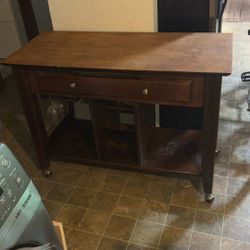 Movable Bar