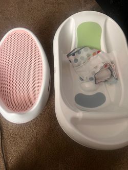 Baby tub and toy