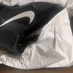Nike Tawa