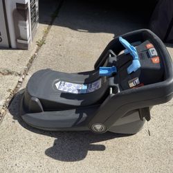 Uppa Baby Car Seat Base