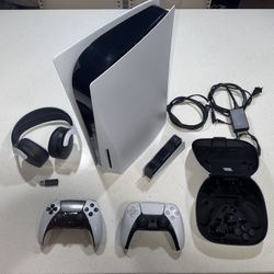 PlayStation 5 + DualSense Edge + Extra Controller - Excellent Condition