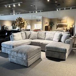 Light Grey 2pc Chaise Sectional Couch