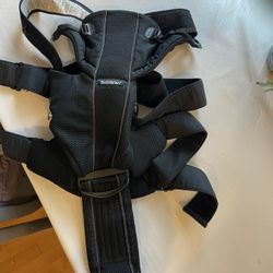 Baby Bjorn Carrier Mini 