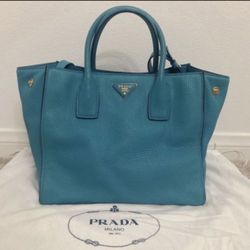 Prada Tote Bag 100% Authentic 