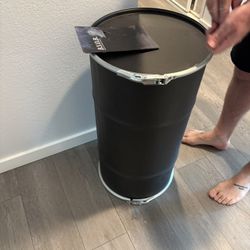 Mancrate Smoker