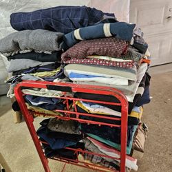 Camicetas de medio uso sises S/M/L son como  80 a $1.00 Each/ cada una  o mejor precio x todas 