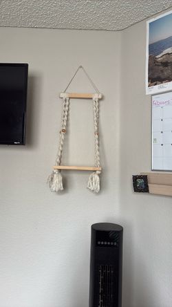 Macramé shelve