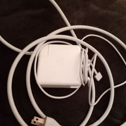 APPLE LAPTOP CHARGER