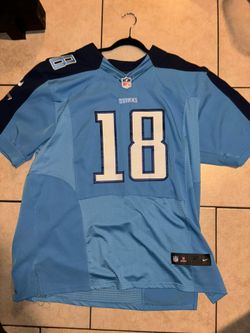 Kenny Britt #18 XL Used
