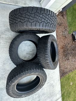 Goodyear Wrangler Ultraterrain AT 27565r20