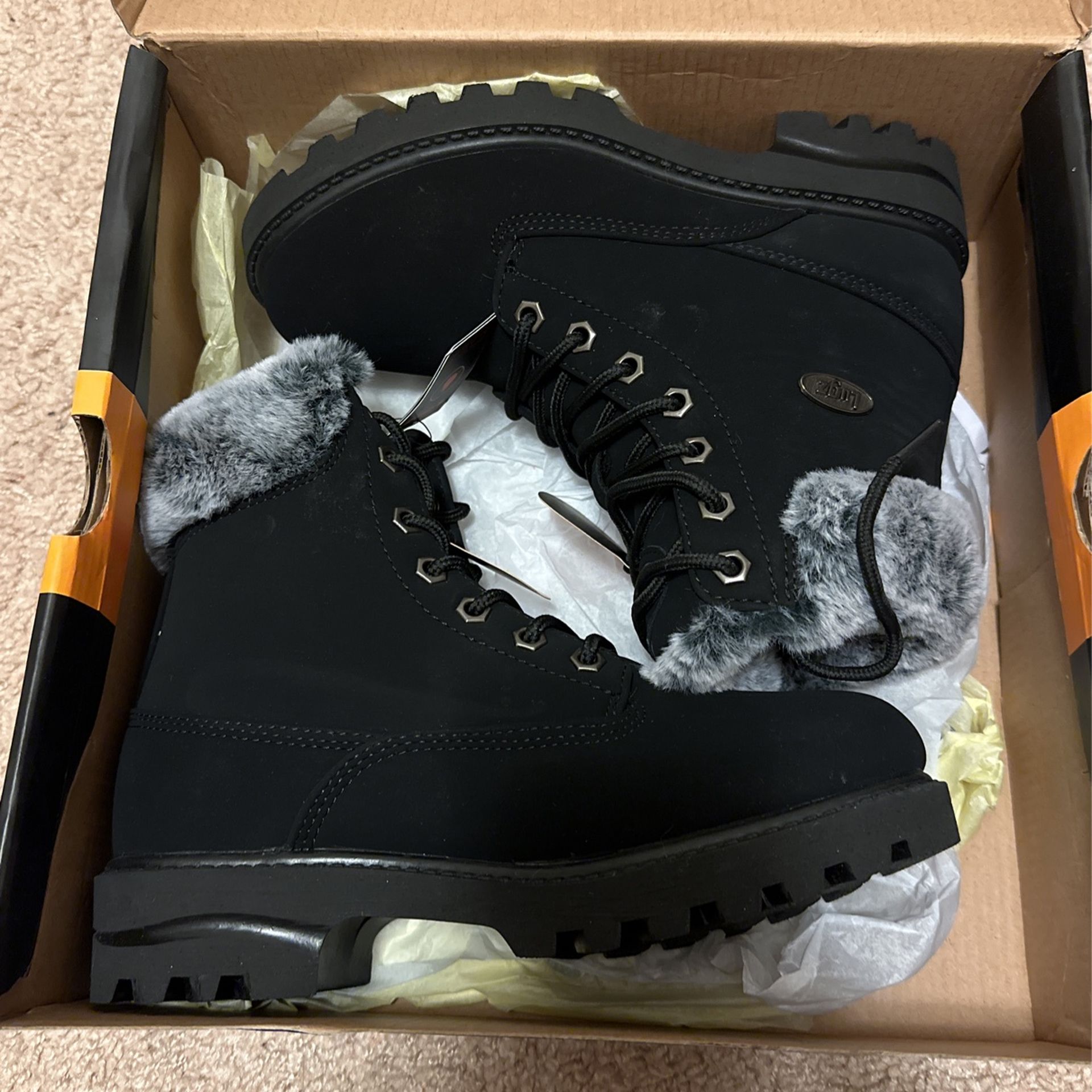 Lugz Empire Hi Fur Size