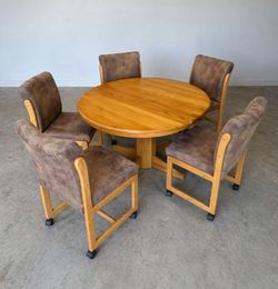 4 Super Comfy Rolling Chairs