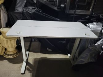 White Adjustable Standing Desk