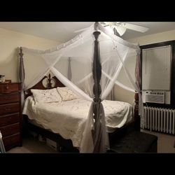 Mahogany Cherry Queen, 4 Poster Bed