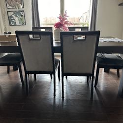 Dining Room Table And Chair For Sale