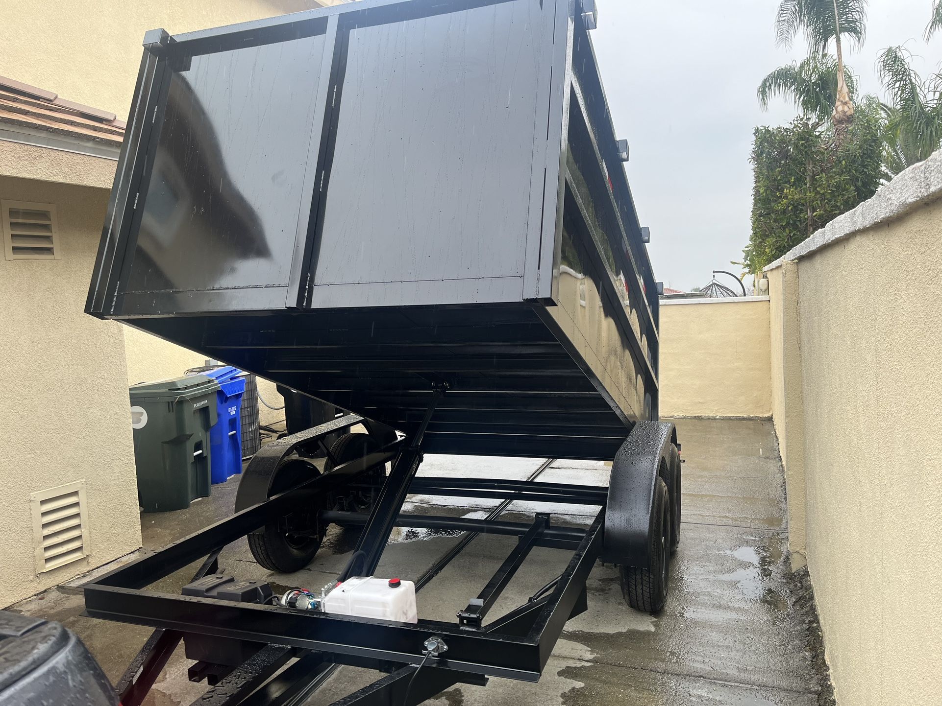 Hydraulic Dump Trailer