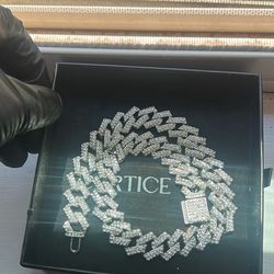 Moissianite Cuban Link Chain
