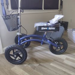 MOBILITY SCOOTER