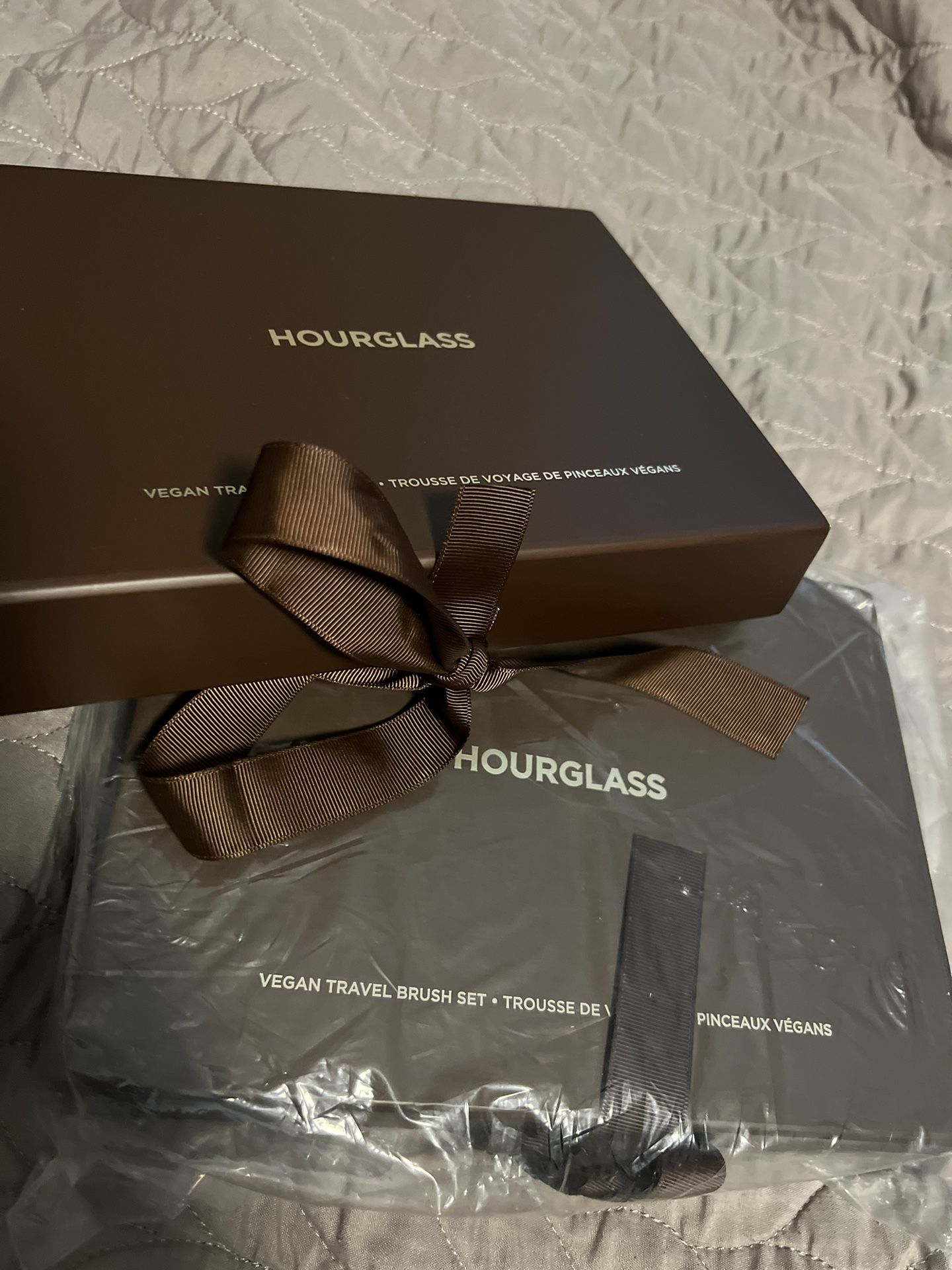 Hourglass Makeup brushes W/ travel Case 