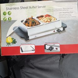 Stainless steel serving set