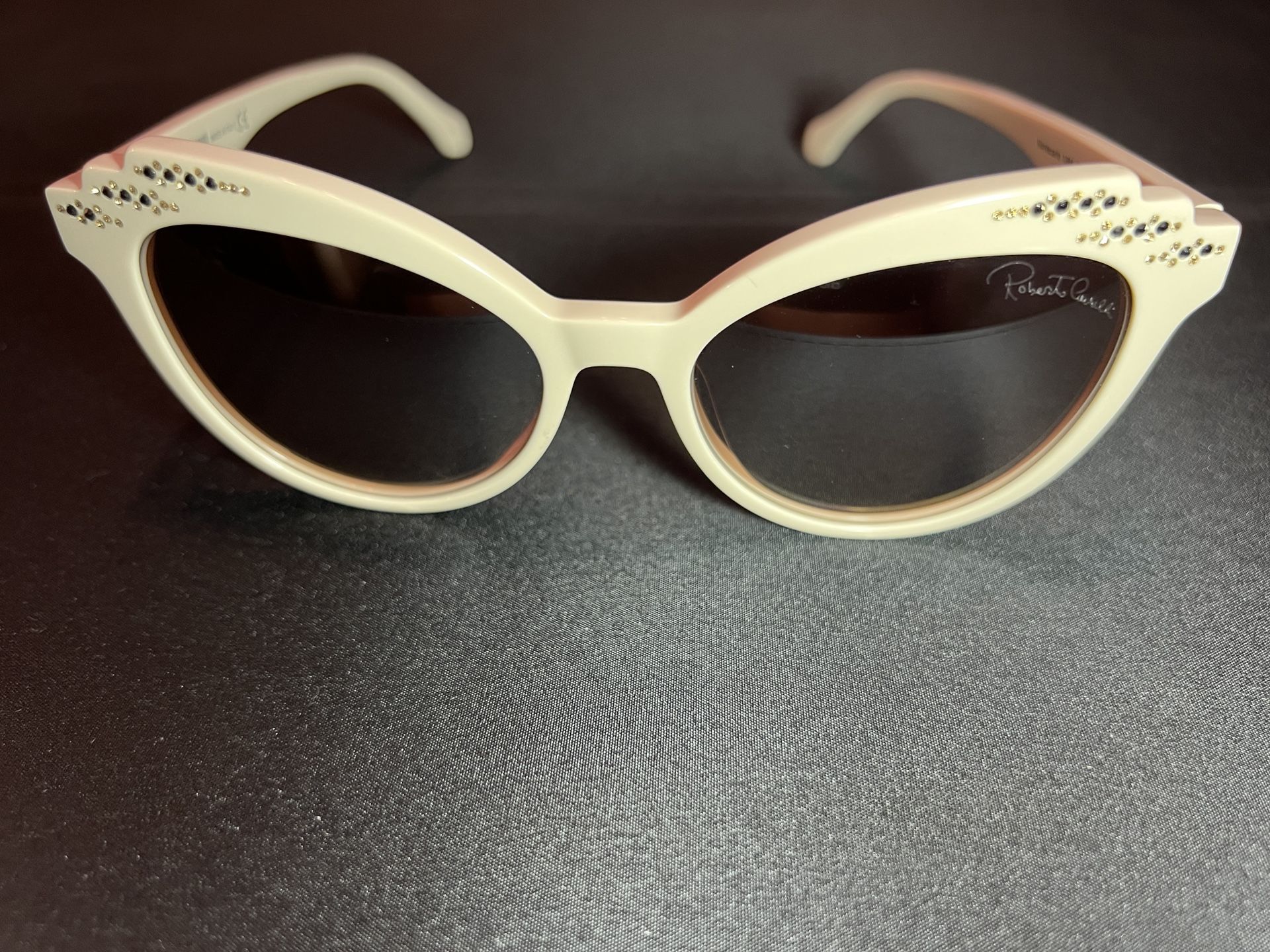 NEW Roberto Cavalli Montecario 52mm Cat SUNGLASSES Sunglasses with feminine cat-eye and feng on sides in Black  main image 2